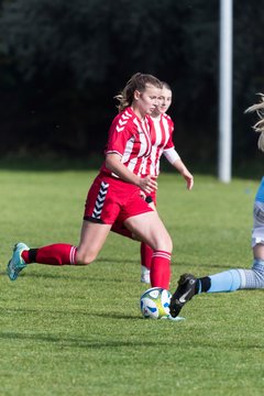 Bild 300 - wBJ TuS Tensfeld - SV Fortuna St. Juergen